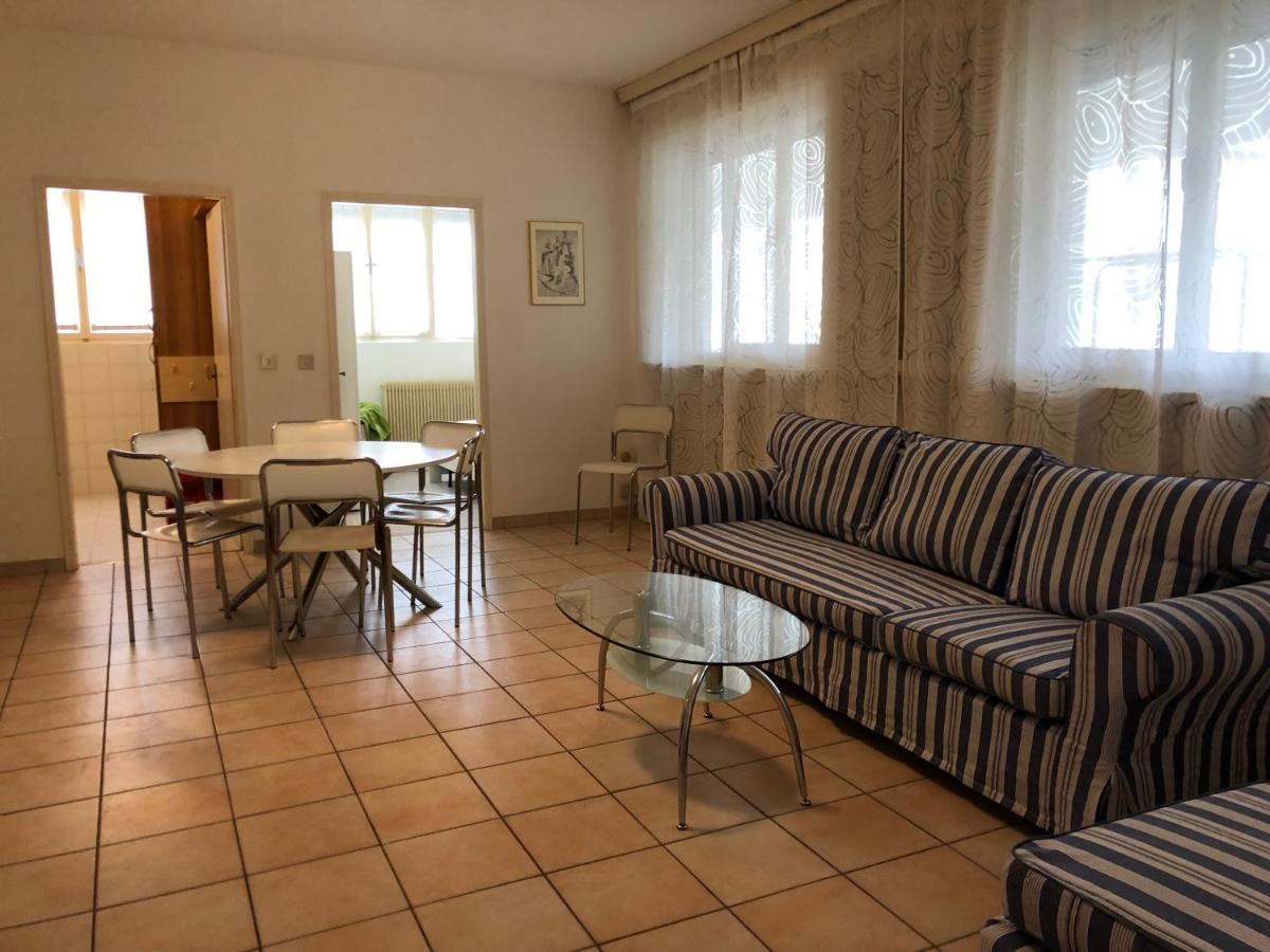 Villa Verdi Apartments Grado Luaran gambar