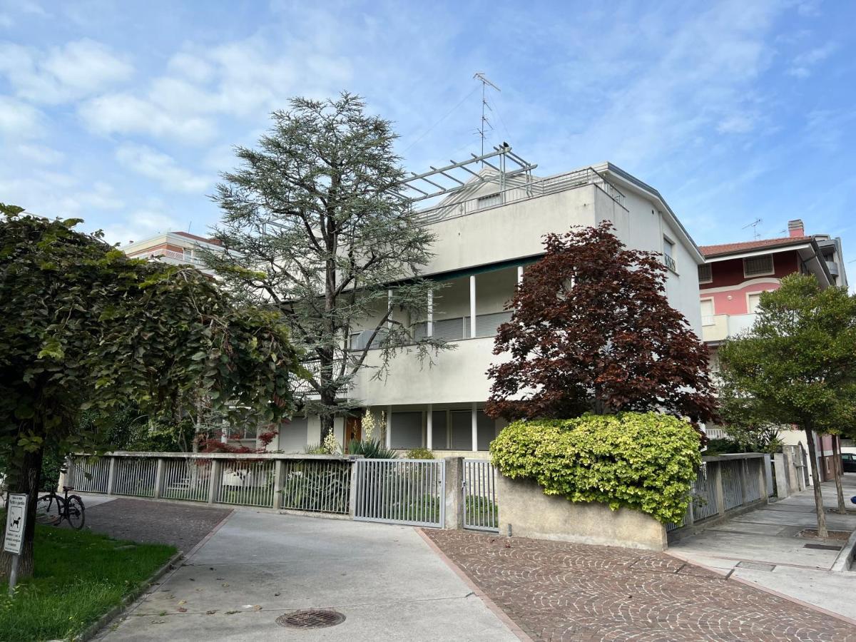Villa Verdi Apartments Grado Luaran gambar